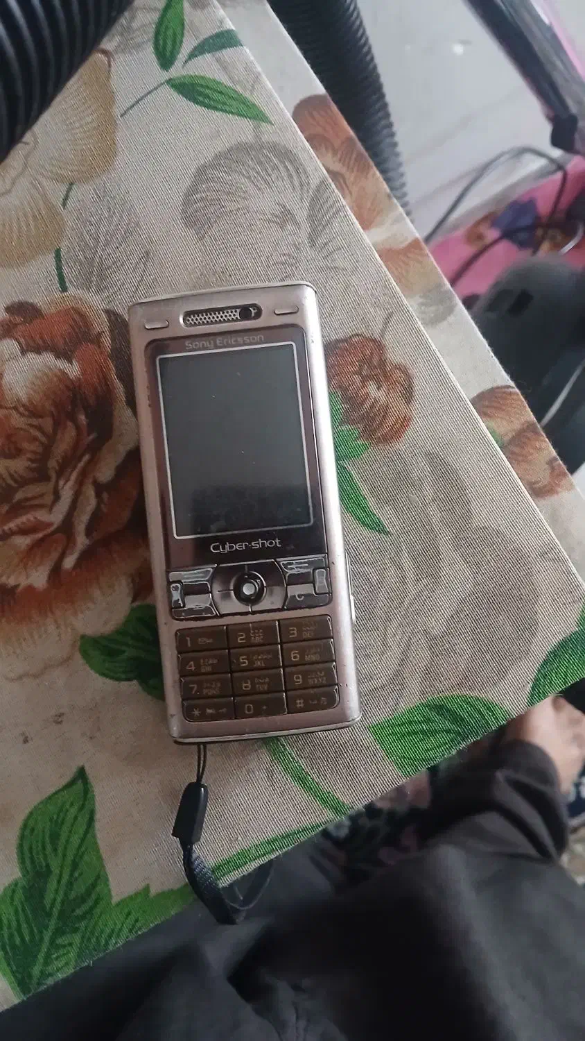 k800|موبایل|قم, نیروگاه|دیوار