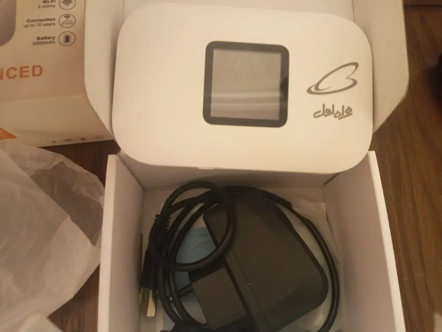 مودم سیم کارت خور 4g همراه اول کم کار و سالم|مودم و تجهیزات شبکه|تهران, حکیمیه|دیوار