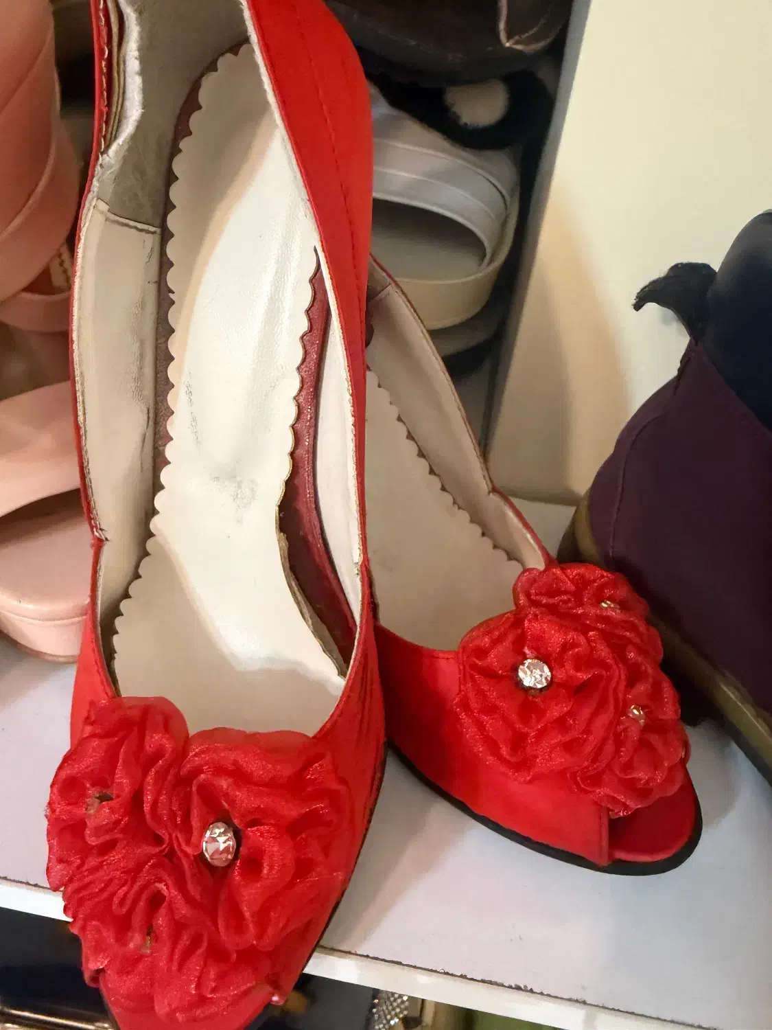 پوتین|کیف، کفش، کمربند|تبریز, |دیوار