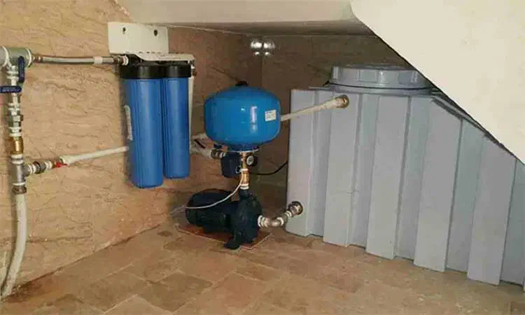 نصب پمپ اب و مخزن و منبع تحت فشار رفع نم و ترکیدگی|خدمات پیشه و مهارت|تهران, فرمانیه|دیوار