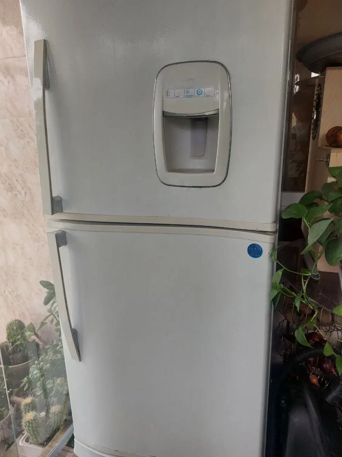 یخچال فریزر صنام ۴ کشو با آبسردکن کاملا سالم|یخچال و فریزر|سنگر, |دیوار