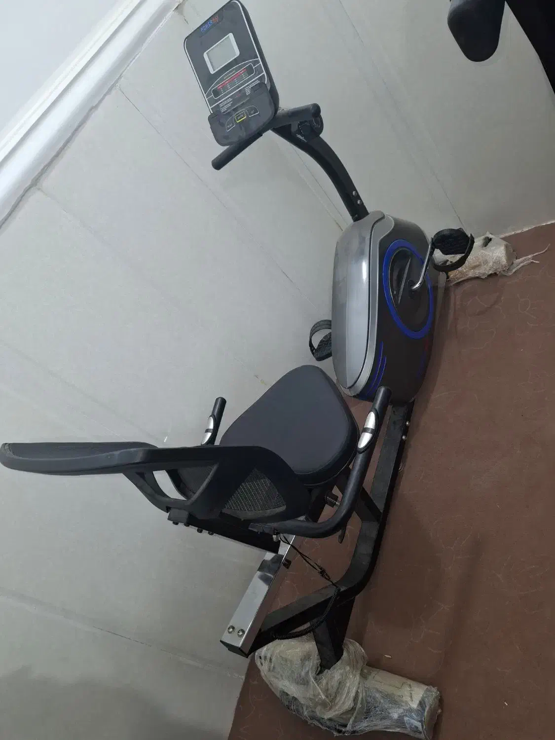 تردمیل پاورمکس و دوچرخه ثابت نشسته پاورمکس|تجهیزات ورزشی|بهبهان, |دیوار