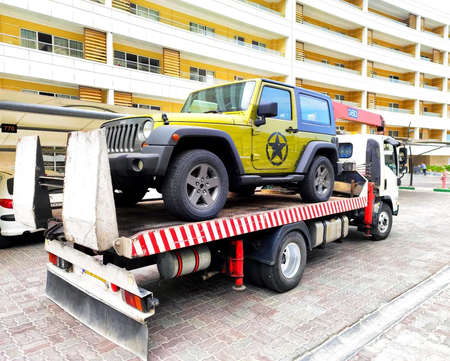 جرثقیل خودروبر بالابر|خدمات حمل و نقل|کیش, |دیوار