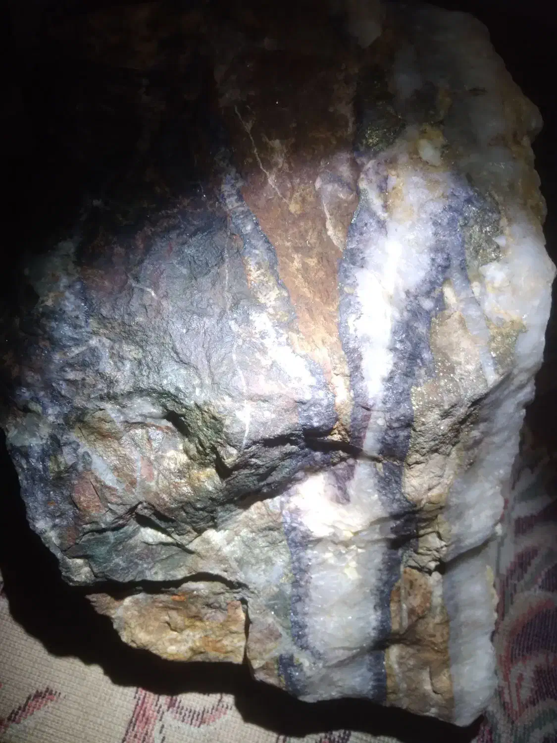 ژعود خیلی خاص ترکیب رنگهای خاص|کلکسیون اشیاء عتیقه|کرمان, |دیوار