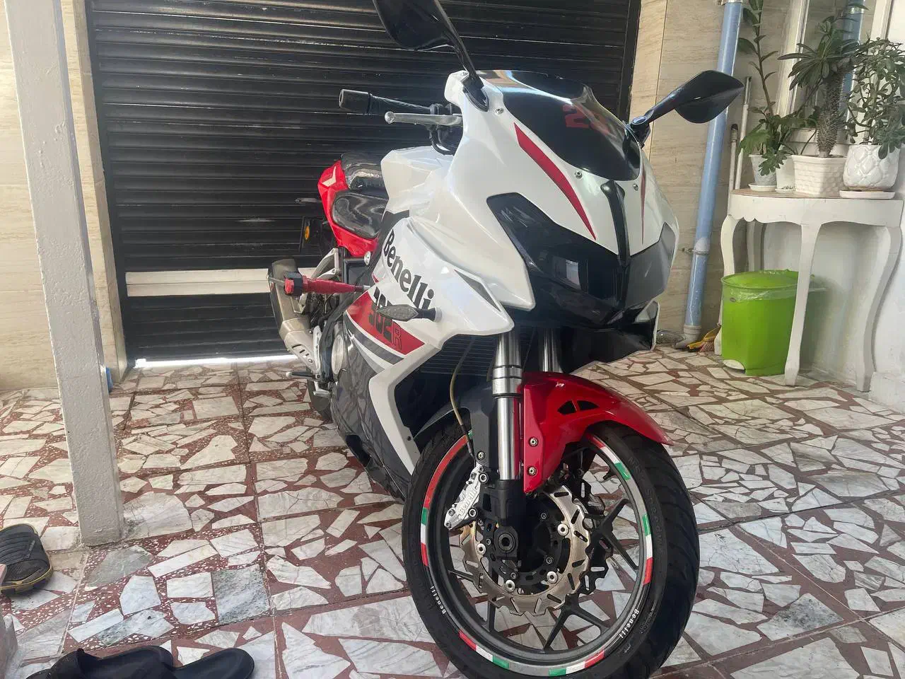 بنلی ۳۰۲ ریس|موتورسیکلت|بندر انزلی, ژاندارمری|دیوار