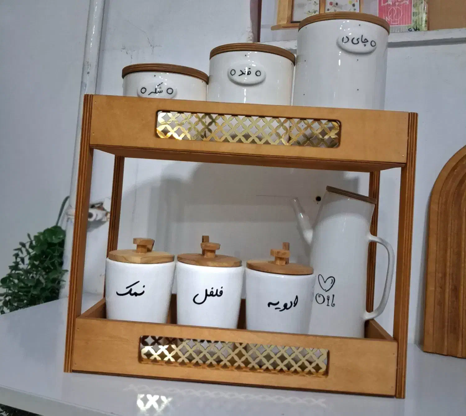 استند|ظروف سرو و پذیرایی|تاکستان, |دیوار