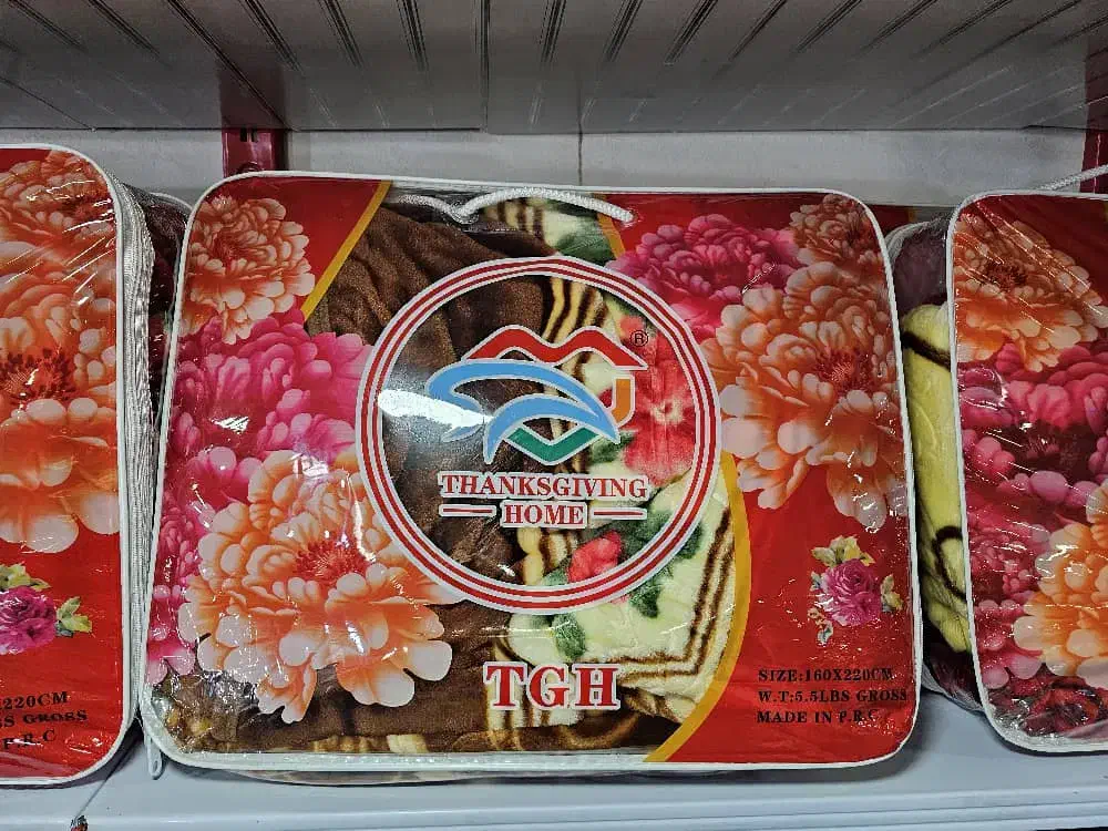 ۶ عدد پتو نو خارجی|رختخواب، بالش، پتو|قشم, |دیوار