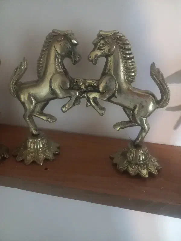 مجسمه برنجی|مجسمه، تندیس، ماکت|قره چای, |دیوار