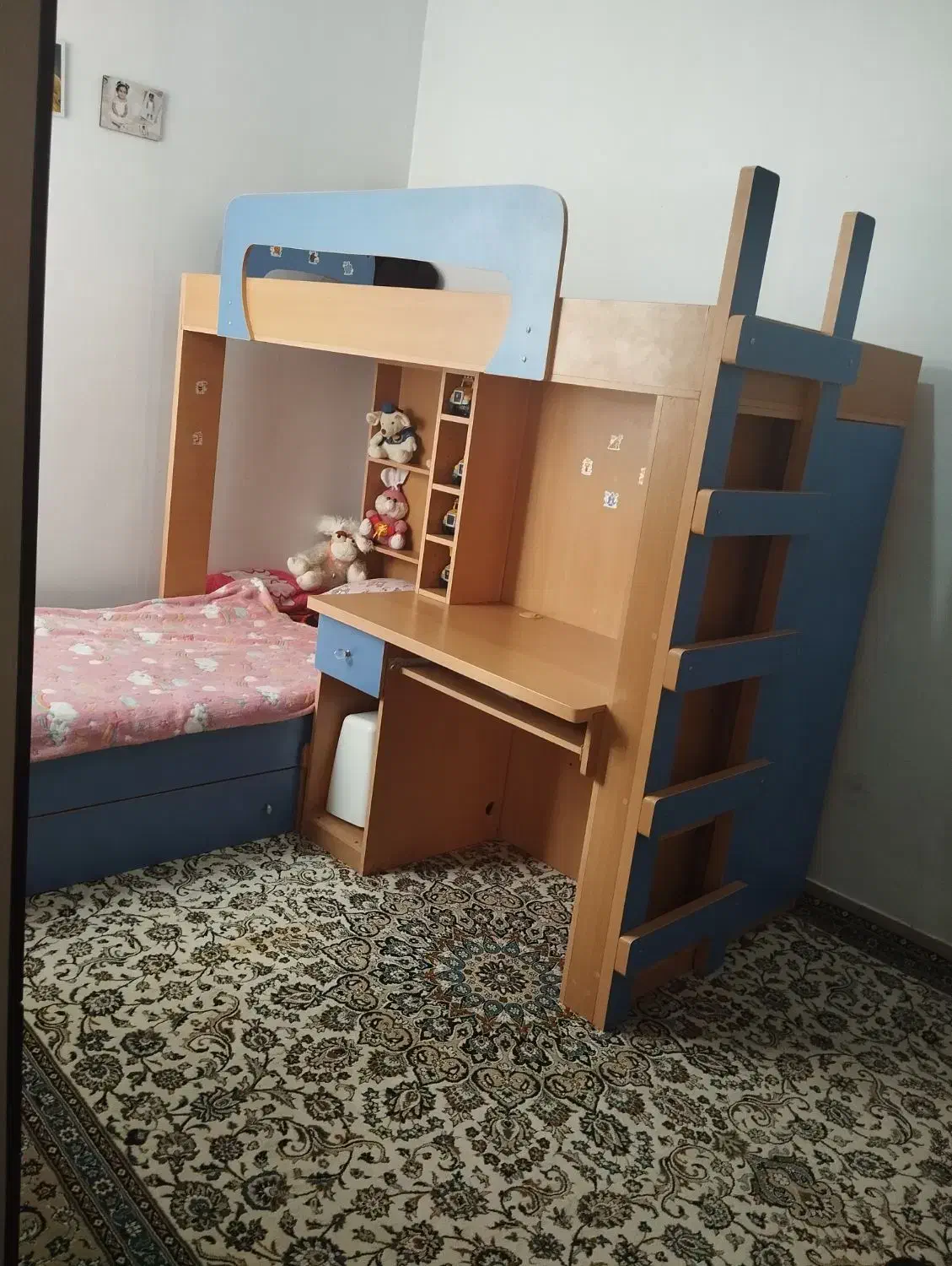 تخت دو طبقه در حد نو|تخت و سرویس خواب|رباطکریم, مسکن مهر آبشناسان|دیوار