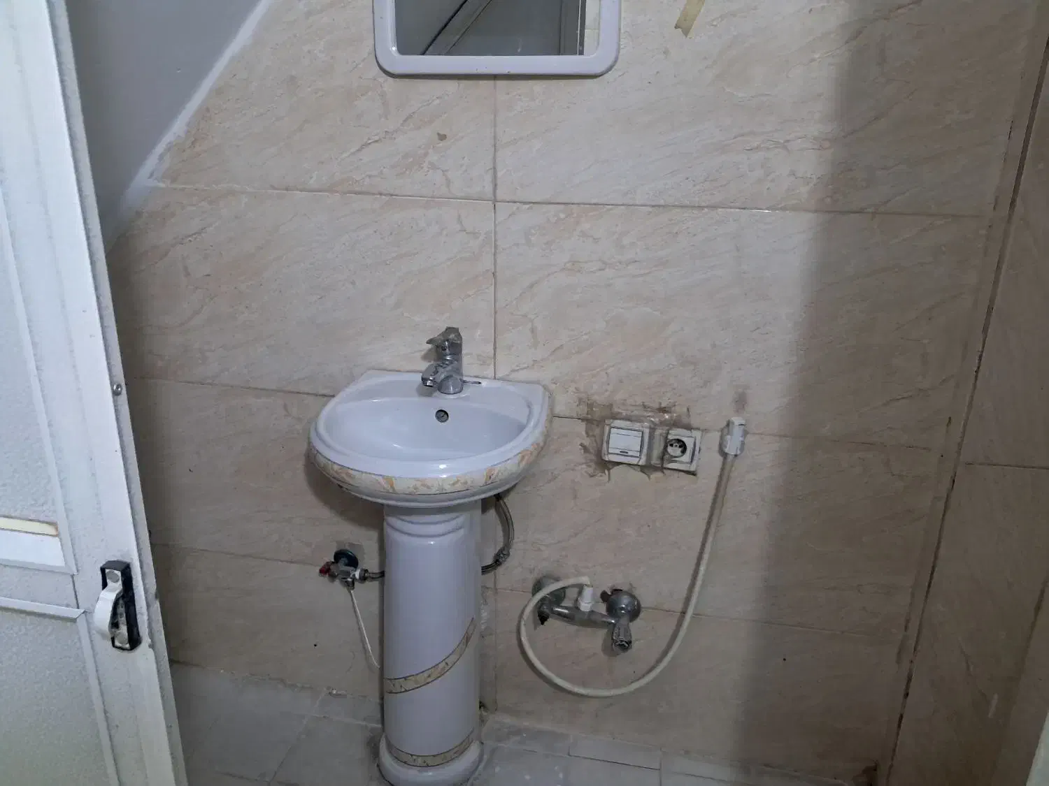 اجاره زیر زمین|اجارهٔ مغازه و غرفه|تهران, شهرک ولیعصر جنوبی|دیوار