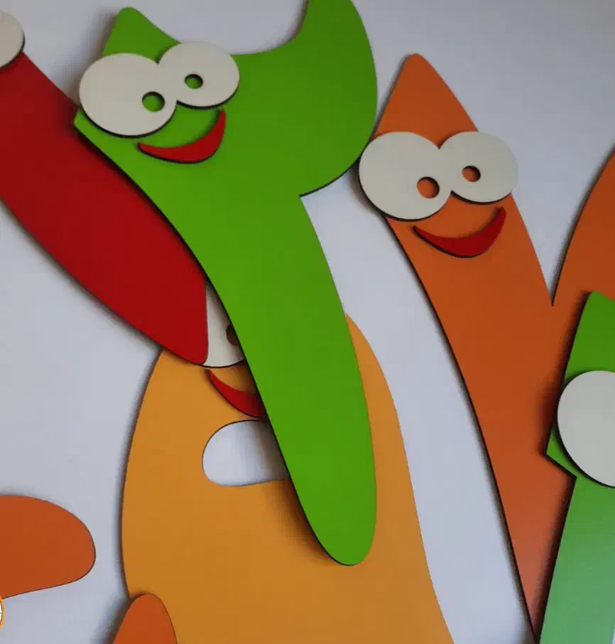 محصولات چوبی پک های آموزشی ویژه مربیان|لوازم التحریر|برازجان, |دیوار