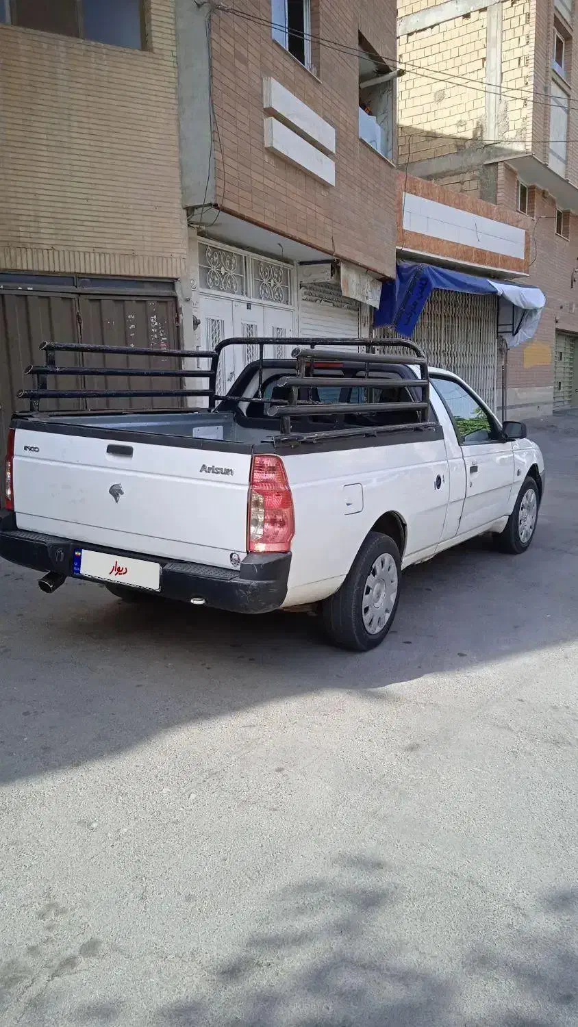آریسان ۹۷  ۸۰تاکار|خودرو سواری و وانت|اصفهان, کشاورزی|دیوار