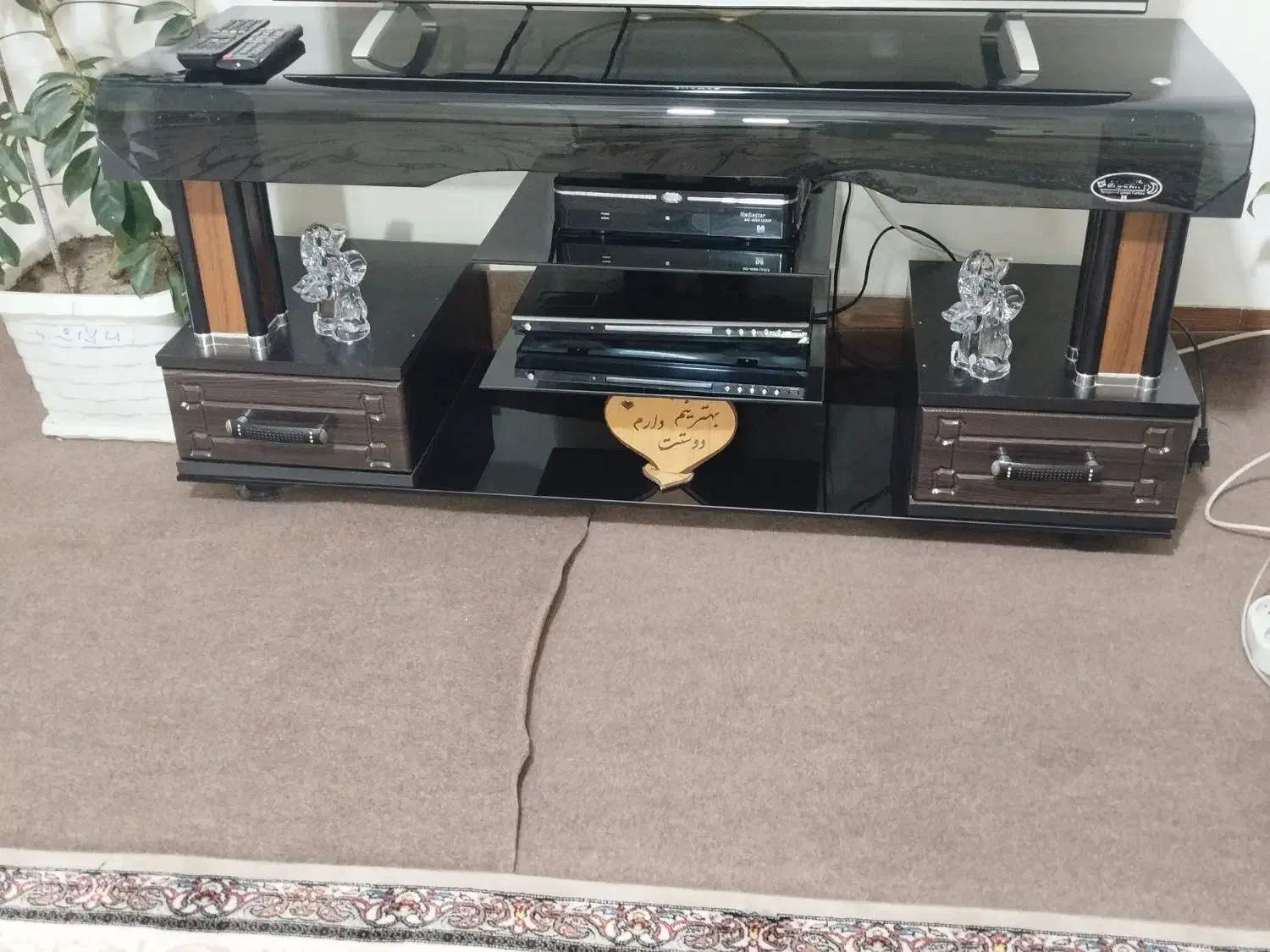 بوفه و میز تلویزیون|بوفه، ویترین، کنسول|مراغه, |دیوار