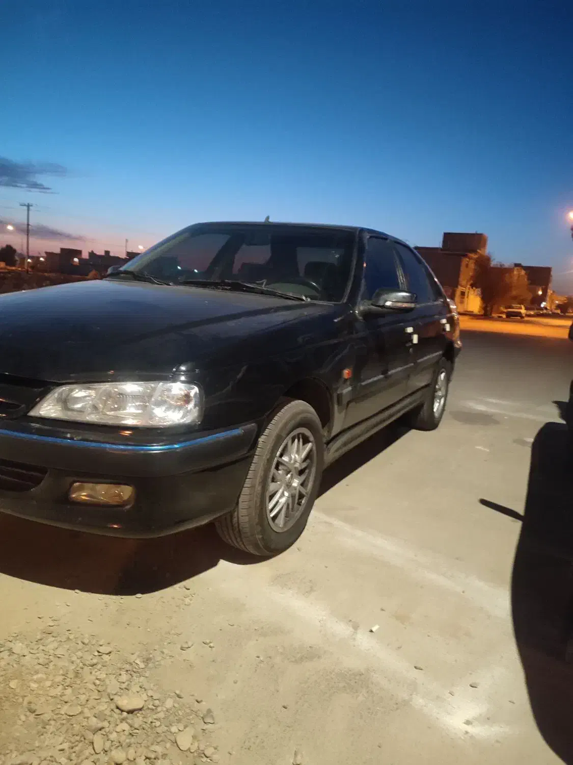 پژو پارس مشکی پر کلاغی|خودرو سواری و وانت|یزد, |دیوار