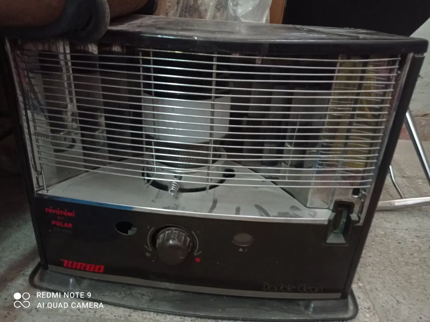 بخاری نفتی  پولارترو تمیز وسالم|بخاری، هیتر، شومینه|خاش, |دیوار