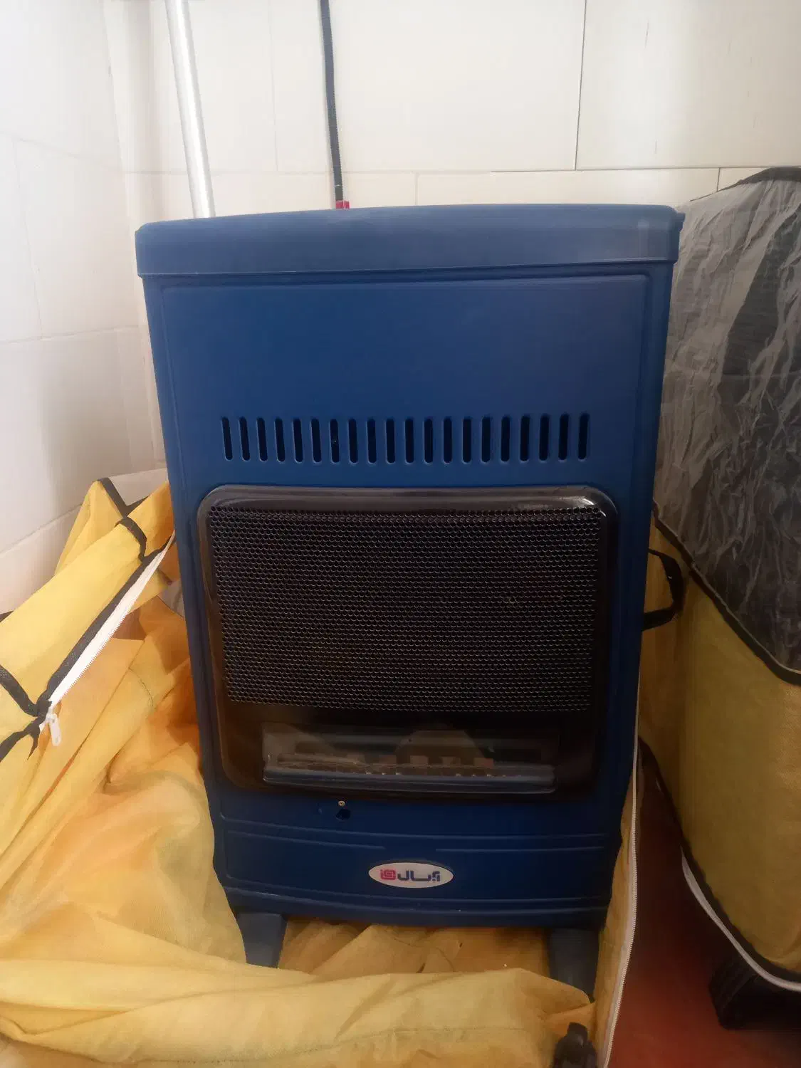 بخاری گازی وهیتر برقی|بخاری، هیتر، شومینه|داراب, |دیوار