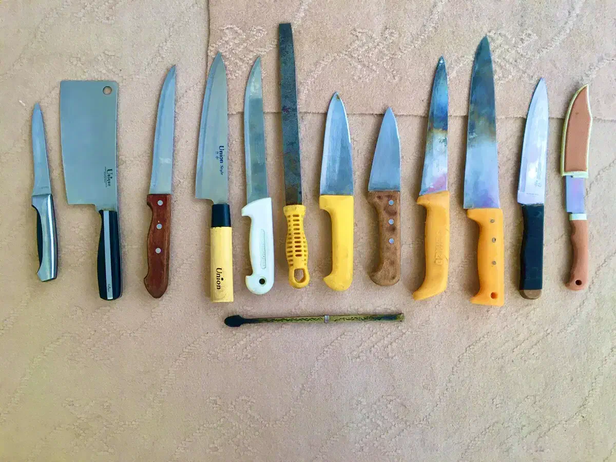 تعدادی چاقوی آشپزخانه|ظروف پخت‌وپز|تهران, کیانشهر|دیوار