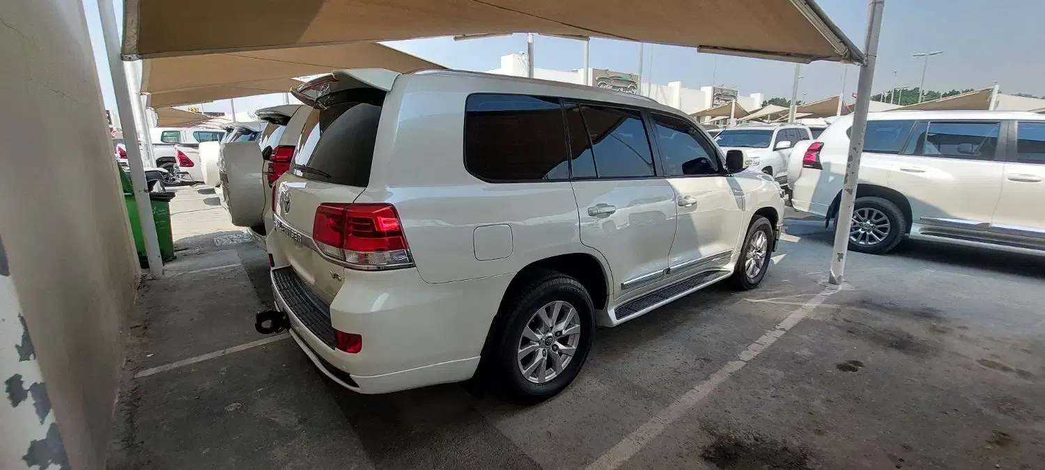 لندکروز فول آپشن مدل 2017درحدصفر استثنایی|خودرو سواری و وانت|اهواز, زیتون کارگری|دیوار