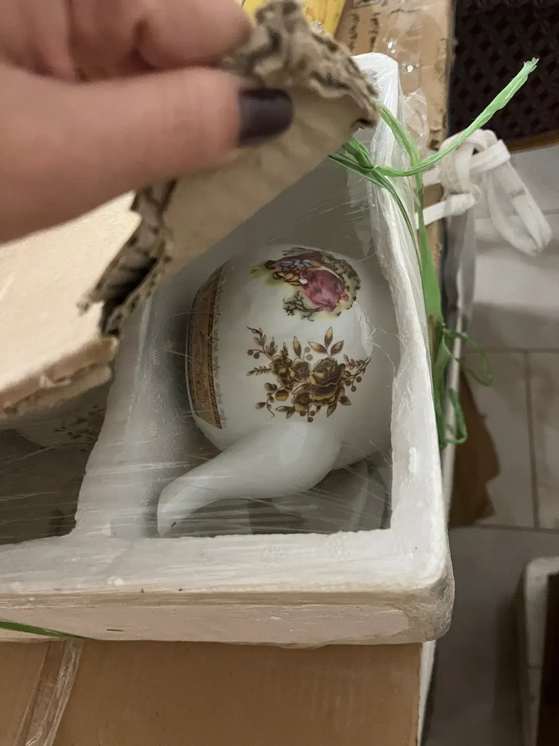 سه عدد قوری سرامیکی با نقش طلایی|قوری، کتری، قهوهساز دستی|یزد, |دیوار