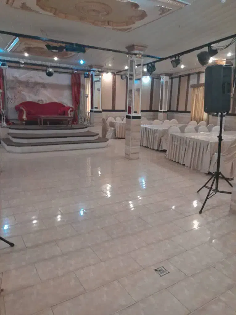 دابو دشت ساختمان تجاری دو طبقه بر آسفالت|اجارهٔ مغازه و غرفه|بابکان, |دیوار