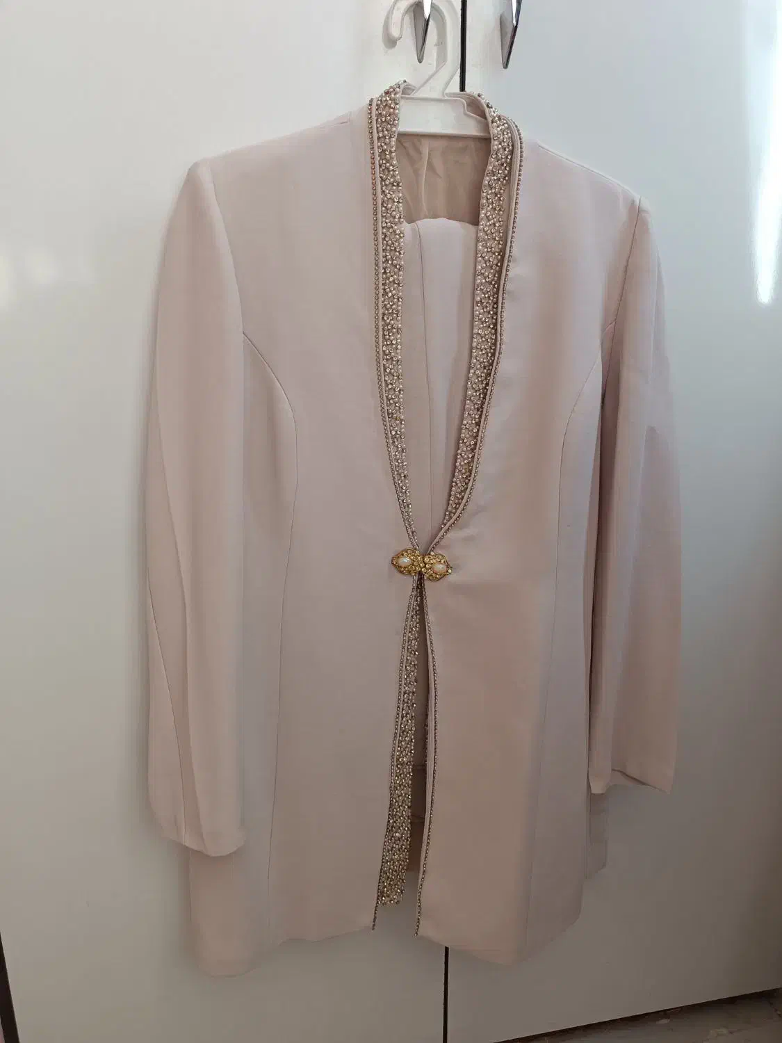 لباس|لباس|الوند, |دیوار