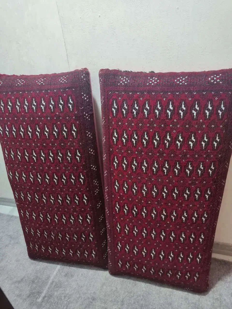 پشتی|پشتی|مشهد, طلاب|دیوار