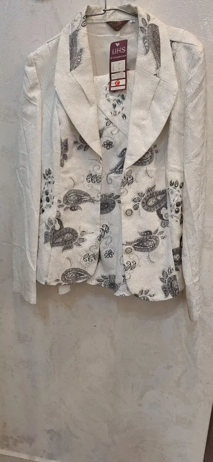 لباس|لباس|اسلامشهر, شهرک الهیه|دیوار