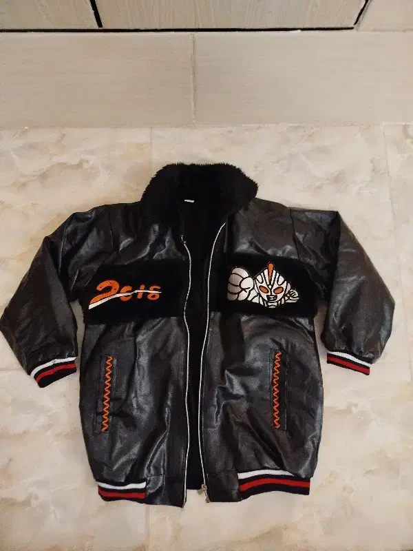 سویشرت نو|کفش و لباس بچه|دلیجان, |دیوار