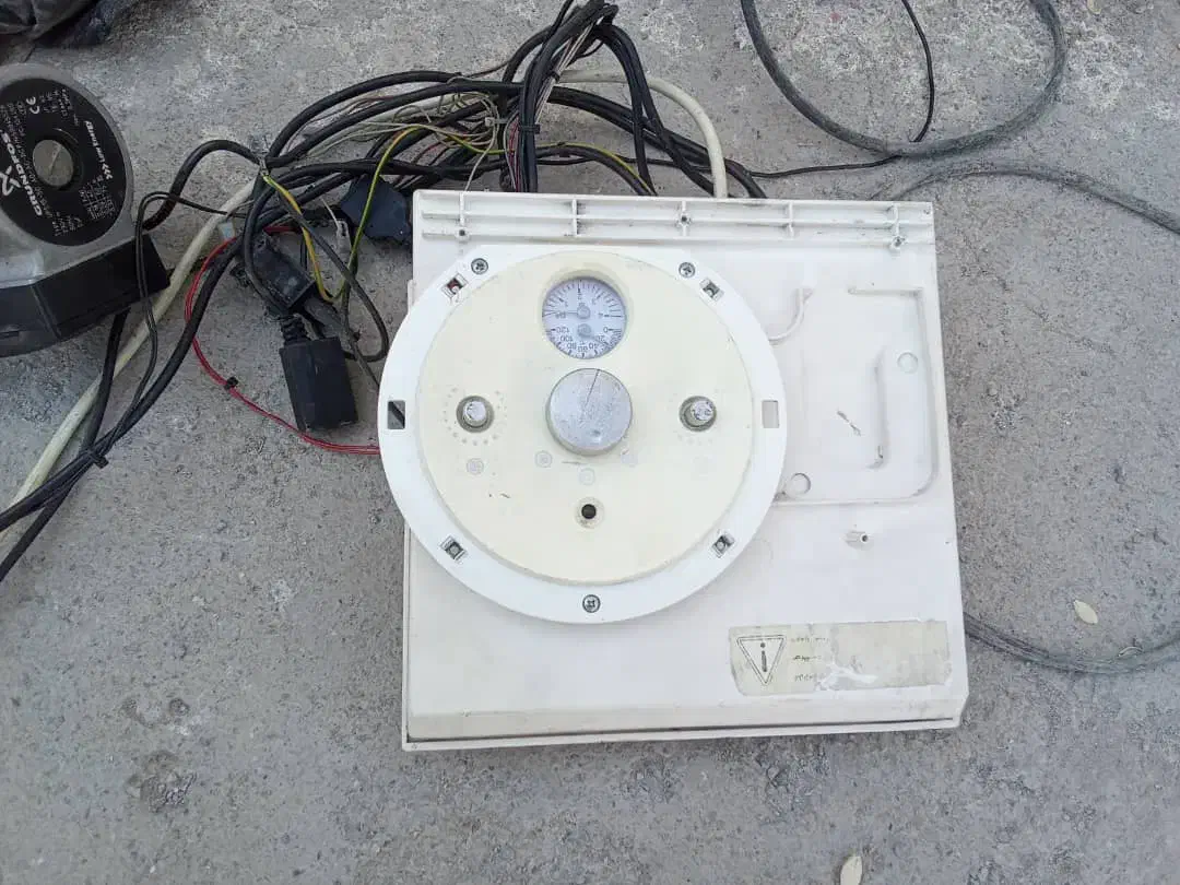 لوازم دست دوم پکیج بوتان|آبگرمکن، پکیج، شوفاژ|شهرضا, |دیوار