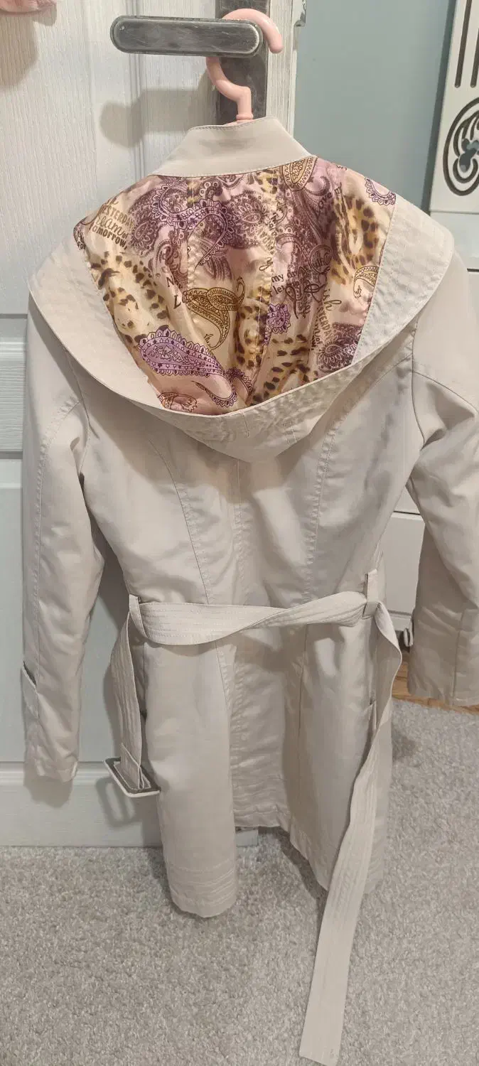 بارونی شیک وتنخور فیت وزیبا|لباس|محمدشهر, محمدشهر|دیوار