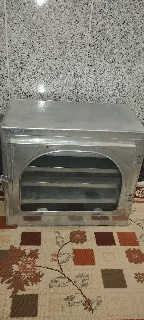 فردستی جهت پخت کلوچه ، شیرینی ، نان فانتزی ، پیتزا|اجاق گاز و لوازم برقی پختوپز|بروجرد, |دیوار