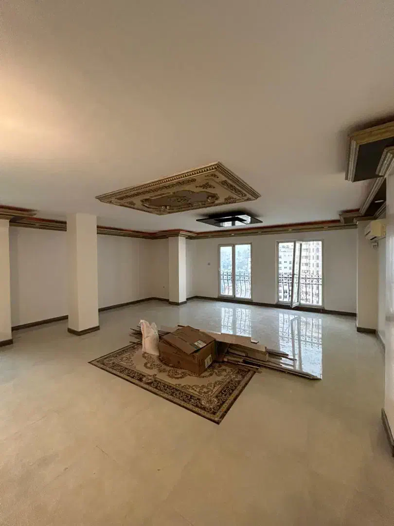 ۱۸۰ متر ۳ خواب تاپ لوکیشن فرشته