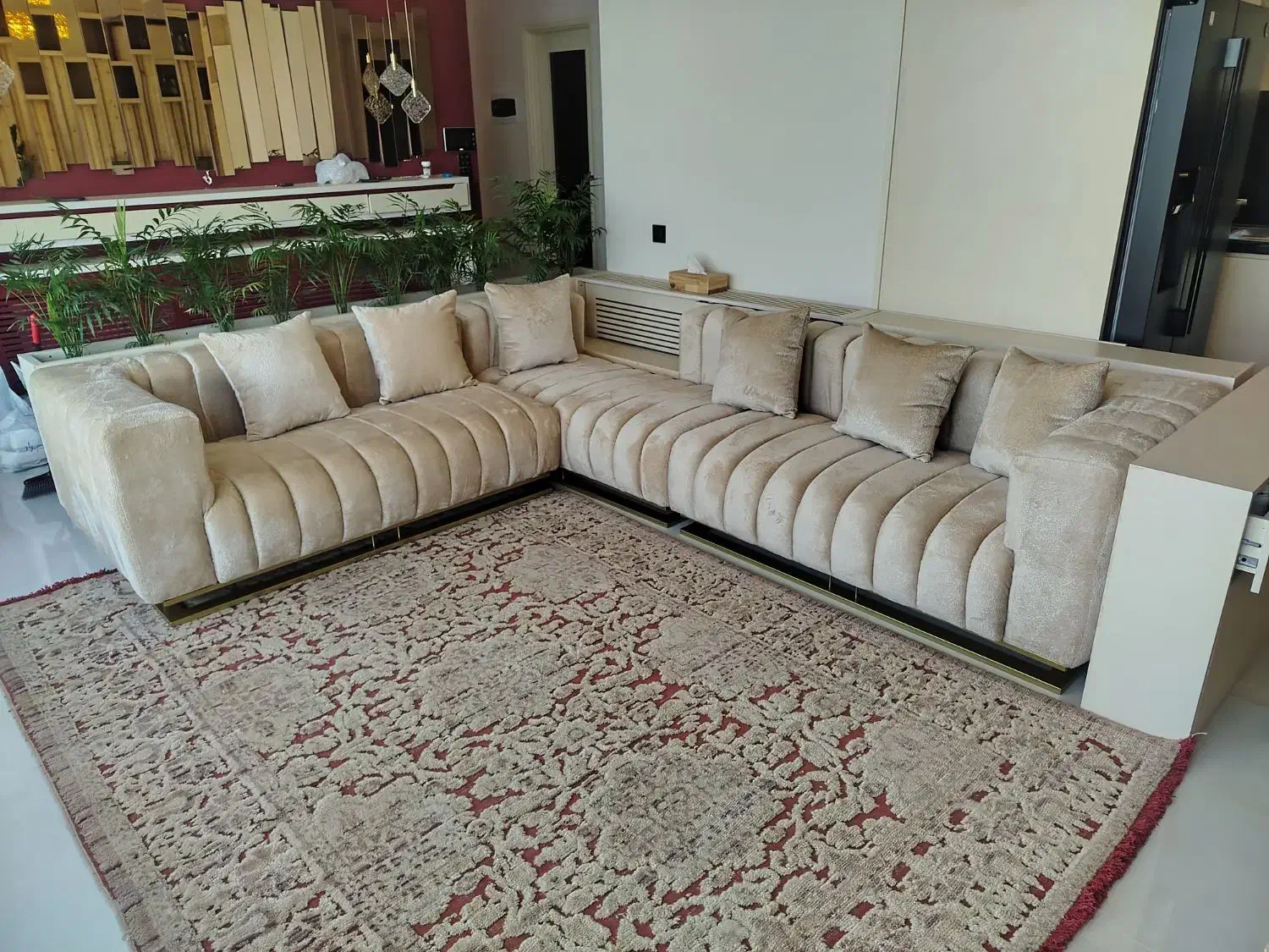 مبل ال مبل چستر مبل شیاری پایه فلز اقساطی|مبلمان خانگی و میز عسلی|مشهد, وکیلآباد|دیوار