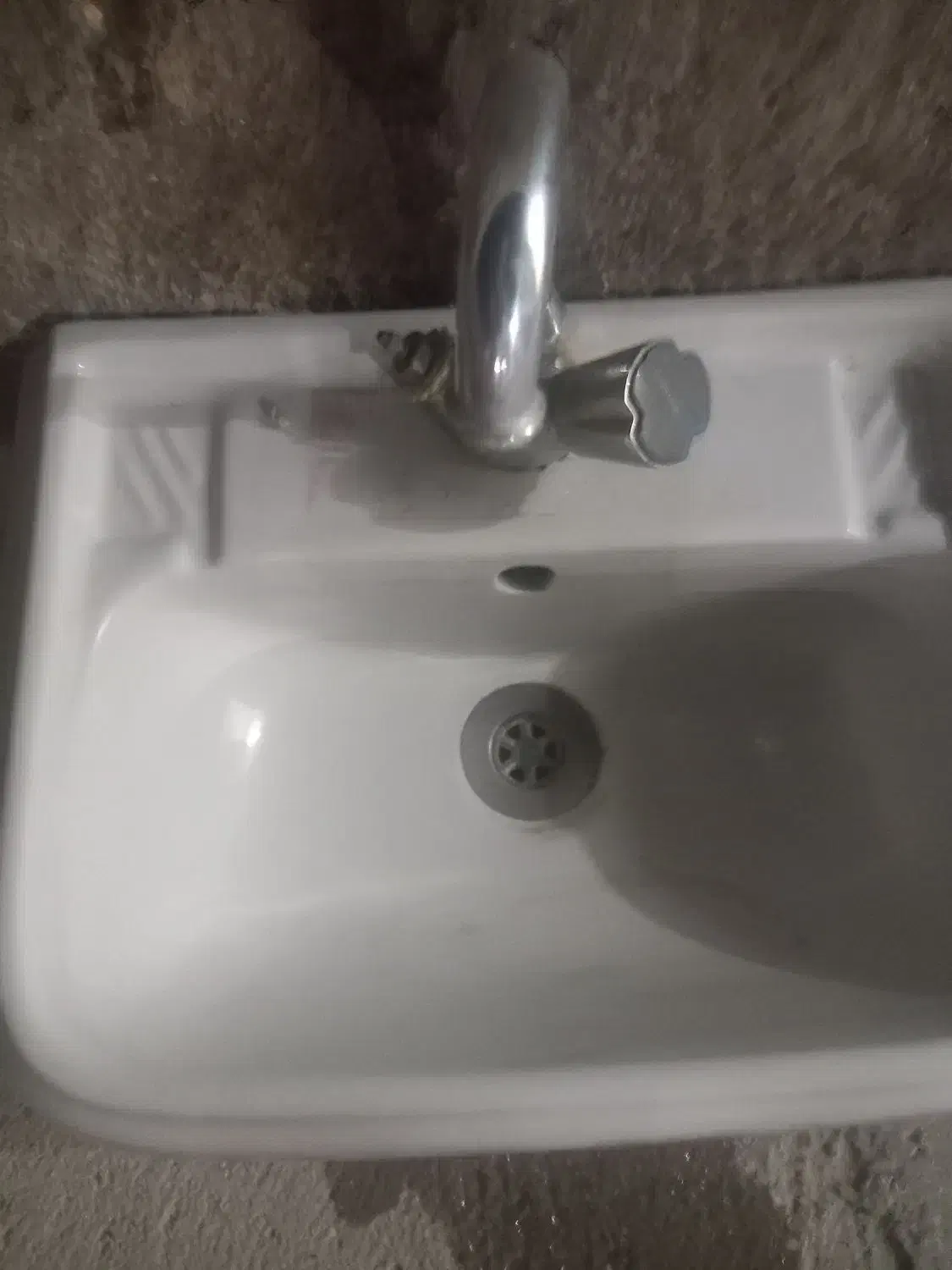 روشویی|لوازم سرویس بهداشتی|آذرشهر, |دیوار