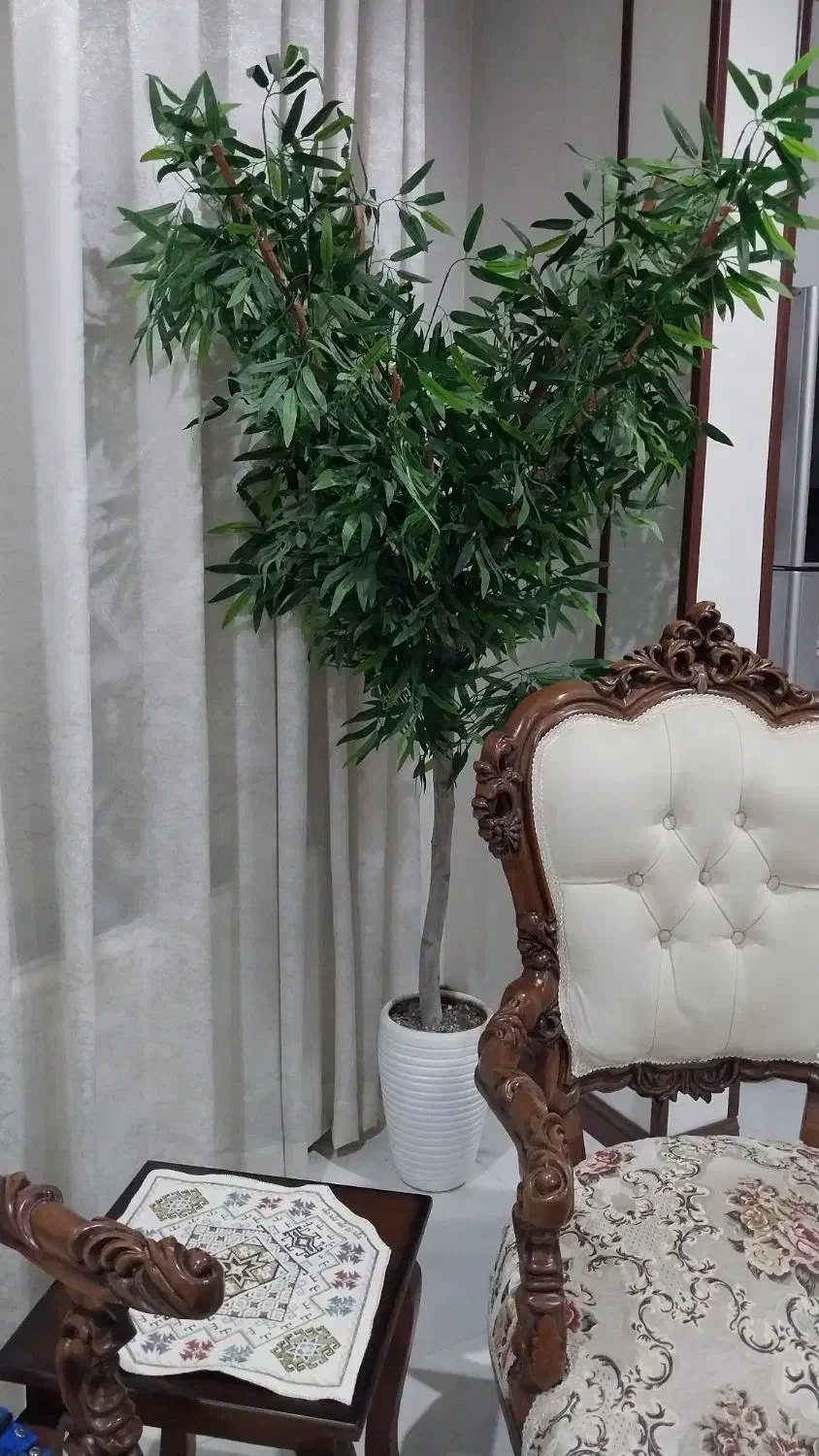 دوعددگلدان بزرگ مصنوعی|گل مصنوعی|پاکدشت, شهرک انقلاب|دیوار