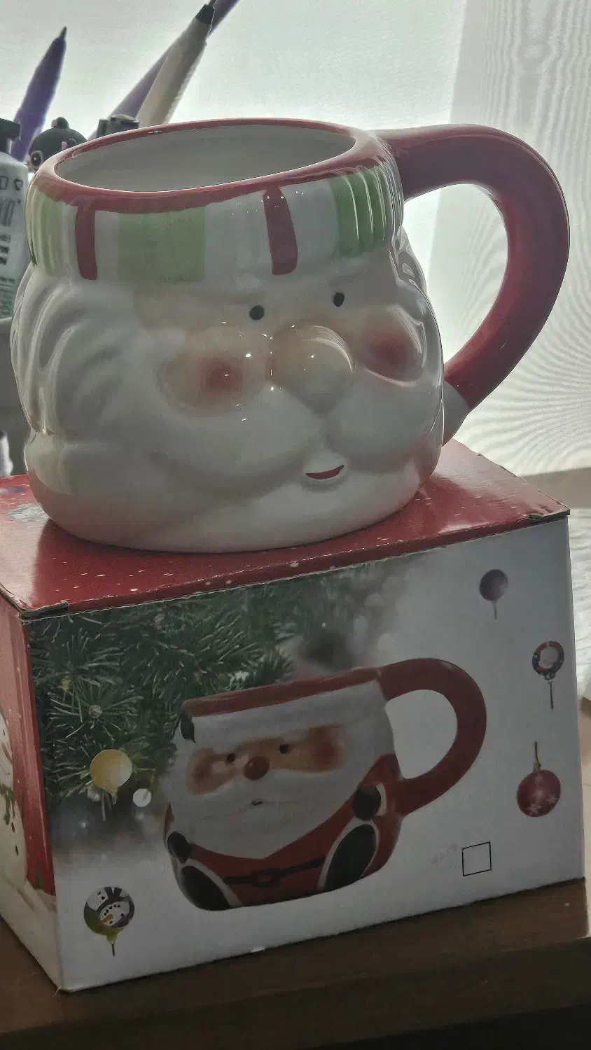 ماگ بابانوئل|ظروف سرو و پذیرایی|پردیس, فاز ۴|دیوار