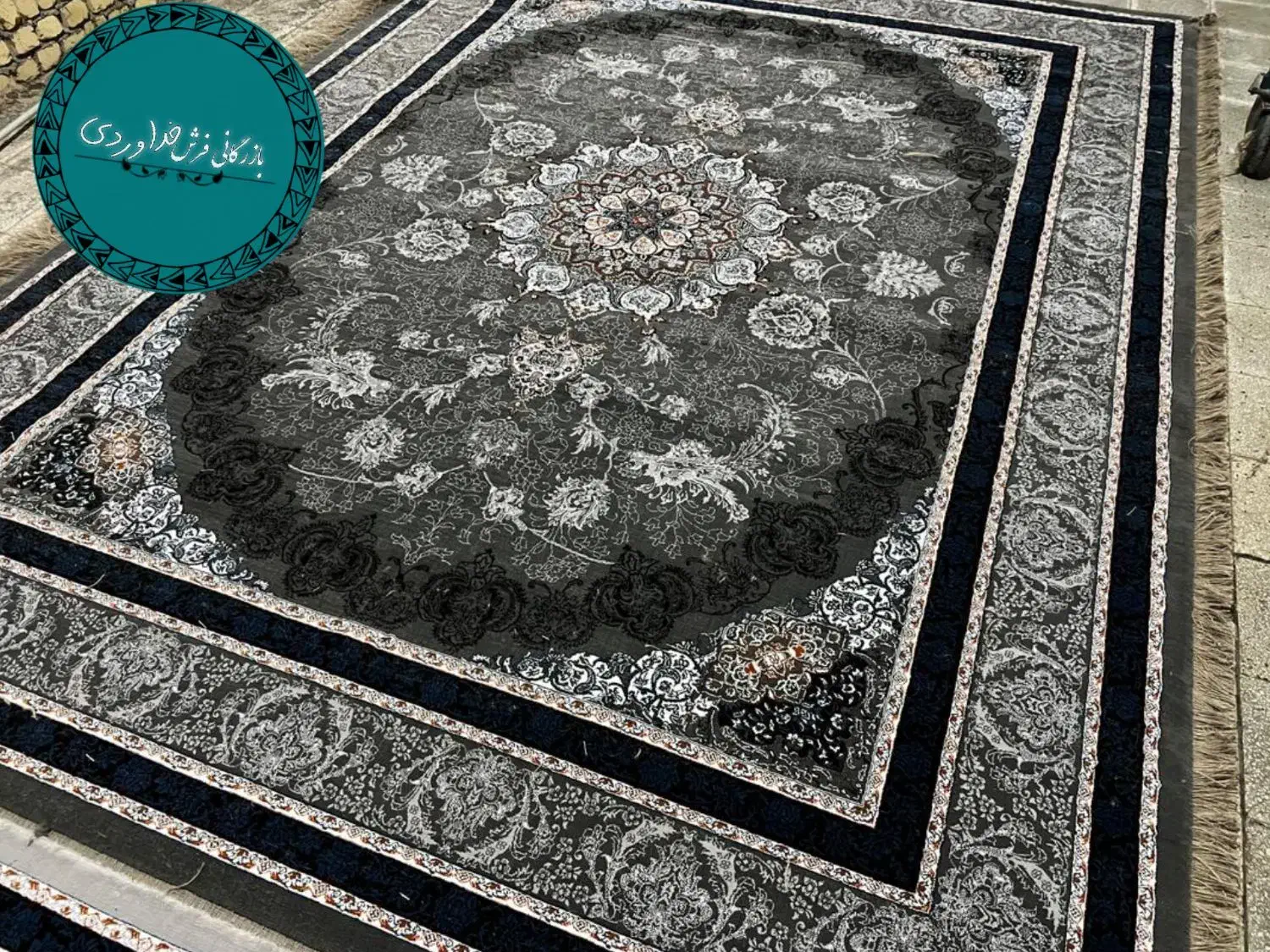 فرش تخت طاووس// با خواب ماندگار*|فرش|کرمان, |دیوار