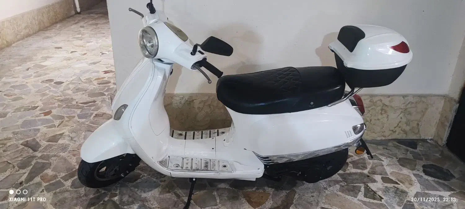 موتور نامی طرح وسپا مدل اخر ۹۹|موتورسیکلت|رشت, بلوار گیلان|دیوار