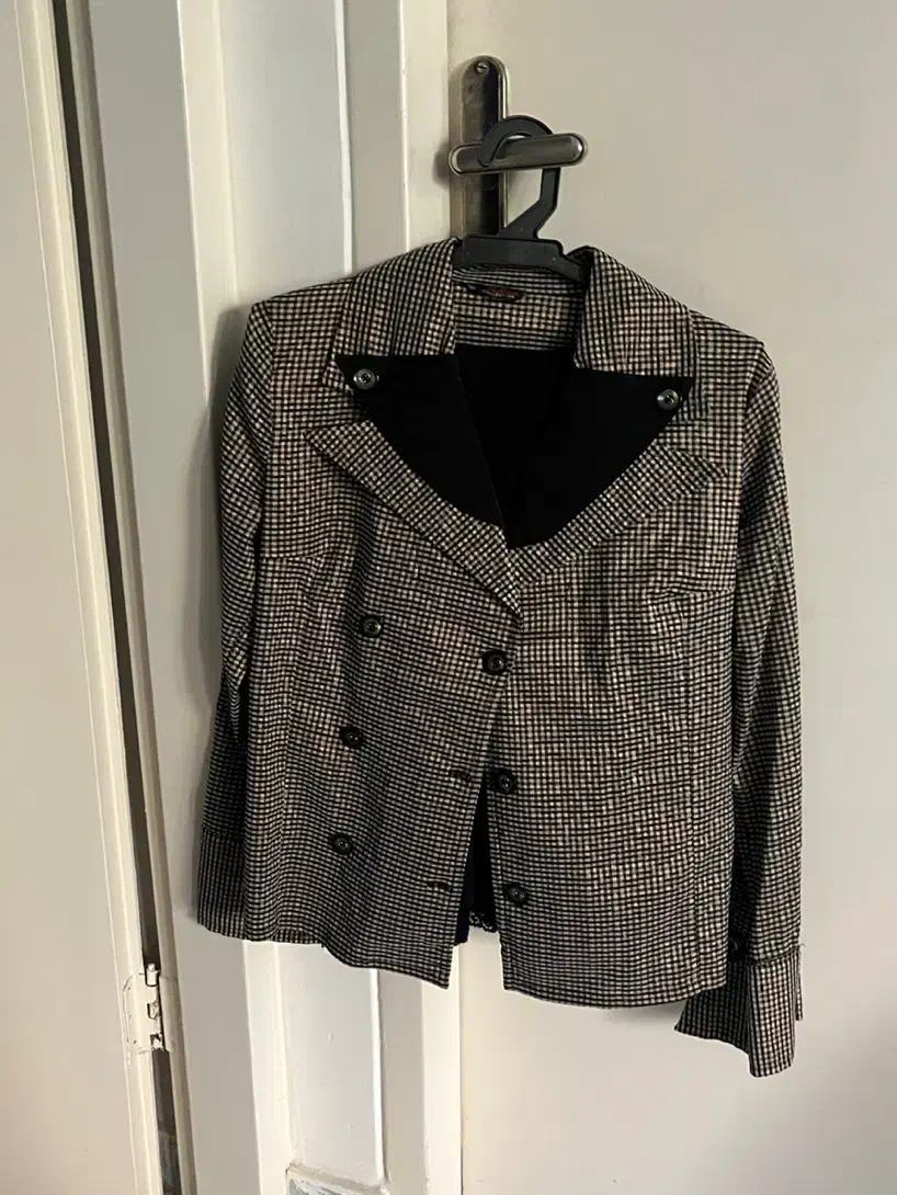 لباس|لباس|کرمانشاه, |دیوار