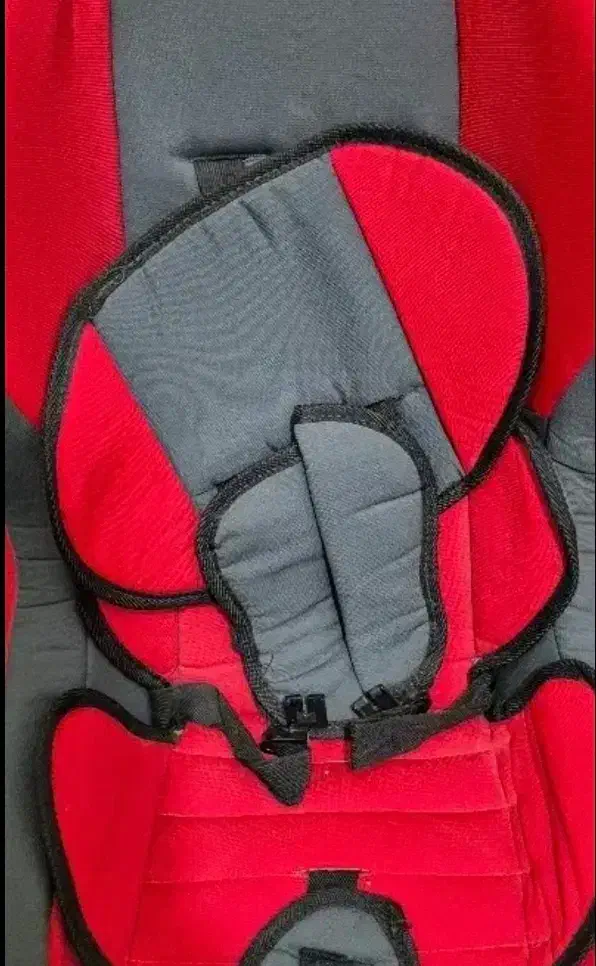 صندلی ماشین خارجی دو عدد موجود|تخت و صندلی بچه|محمدیه-قزوین, |دیوار