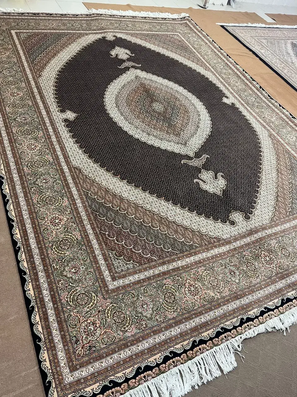 جفت 12متری دستبافت 50رج خوب|فرش|خوی, |دیوار