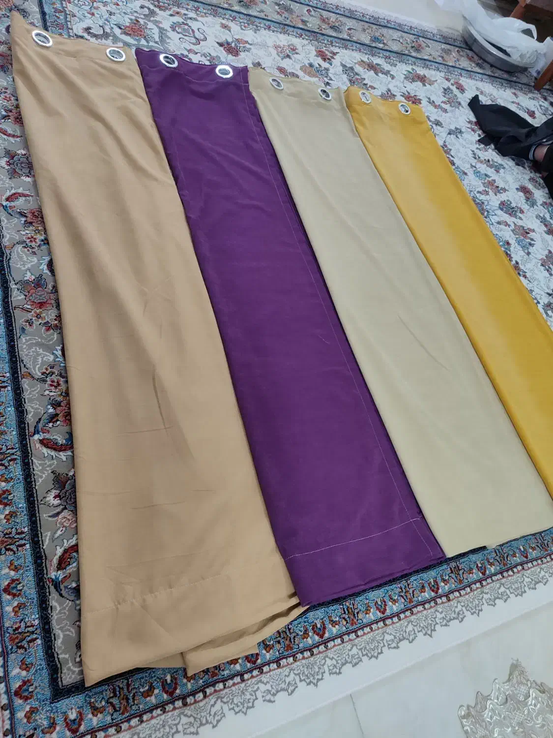 پرده میکرو شیک و اسپرت همراه با چوب پرده و سرب نو|پرده، رانر، رومیزی|بروجرد, |دیوار