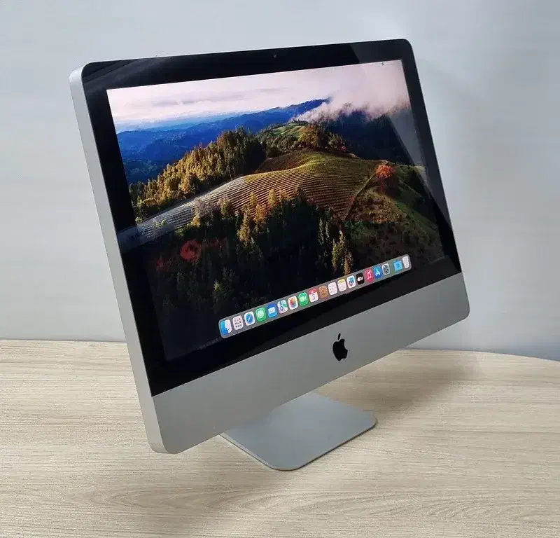 ال این وان اپل iMac i7 رم هشت هارد دوترا گرافیکدار|رایانه رومیزی|بندرعباس, |دیوار