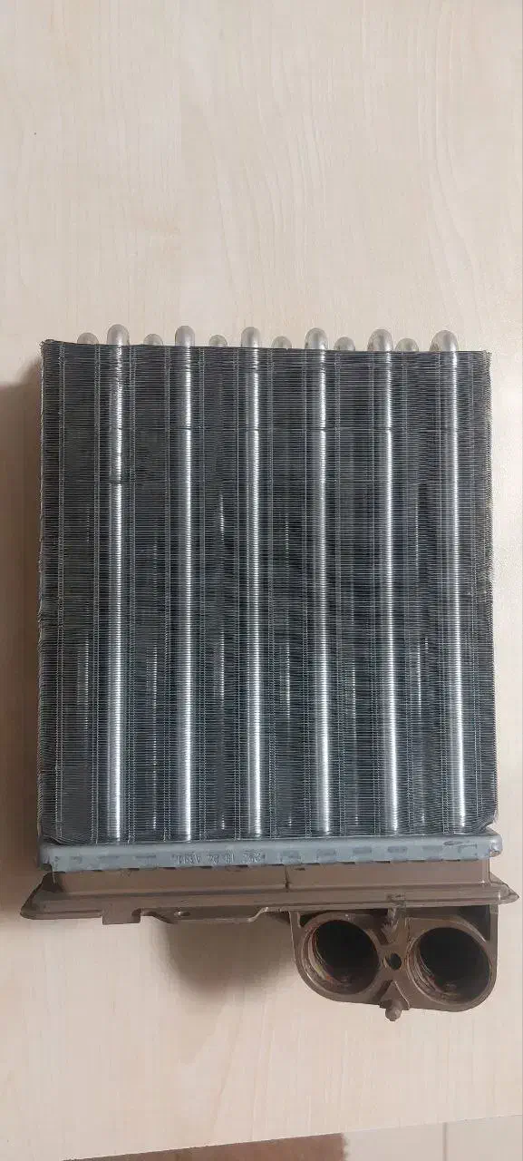 رادیاتور بخاری ال ۹۰ کاملا سالم فوری *قیمت مناسب*|قطعات یدکی و لوازم جانبی|اسلامشهر, شهرک واوان|دیوار