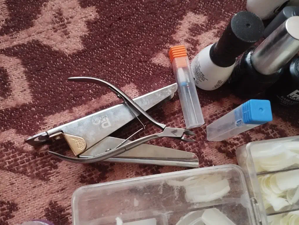 لوازم کاشت ناخن|آرایشگاه و سالنهای زیبایی|تربت جام, فاز ۱ فرهنگیان|دیوار