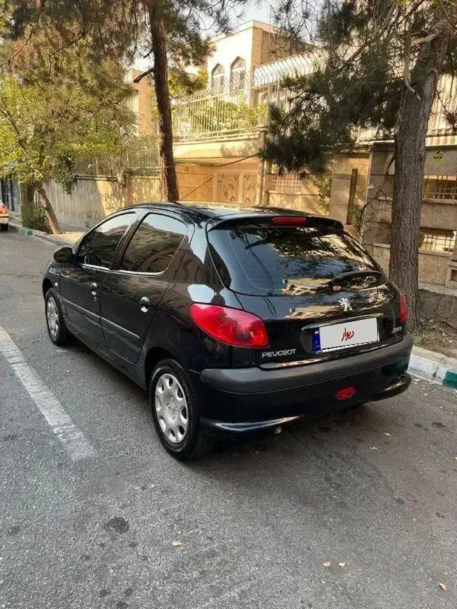 پژو ۲۰۶ اتومات مدل ۸۹|خودرو سواری و وانت|تهران, تهرانپارس غربی|دیوار