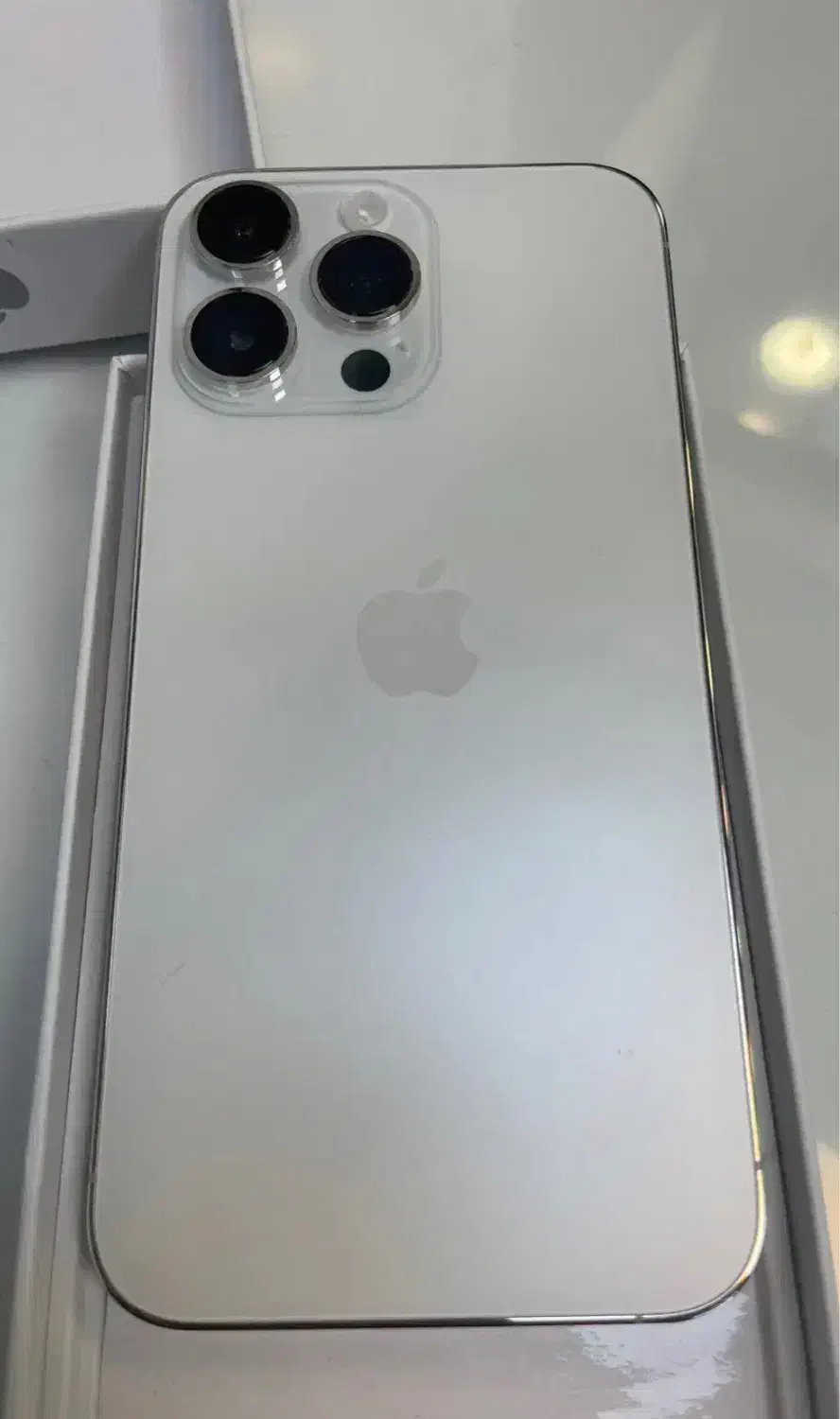 آیفون ۱۴ پرومکس ۲۵۶ نقره ای zaa ریجستر شده|موبایل|ایلام, |دیوار