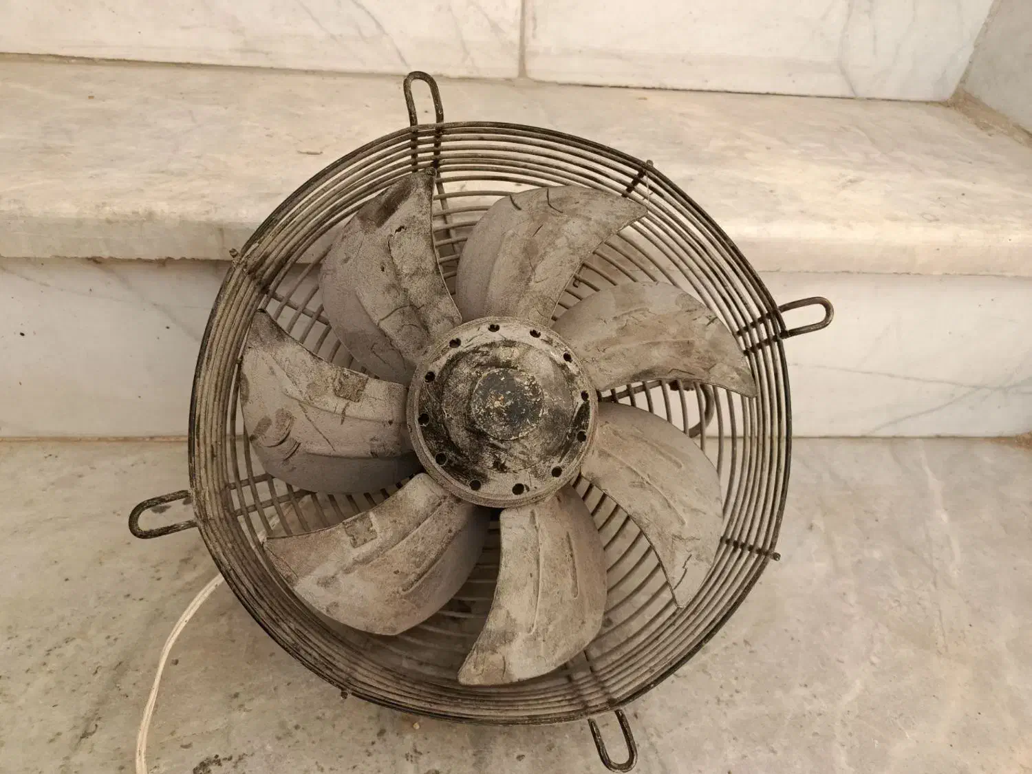 فن برای زیرزمین،کارگاه،مغازه|پنکه و تصفیه‌کنندهٔ هوا|مشهد, حجاب (شهرک غرب)|دیوار