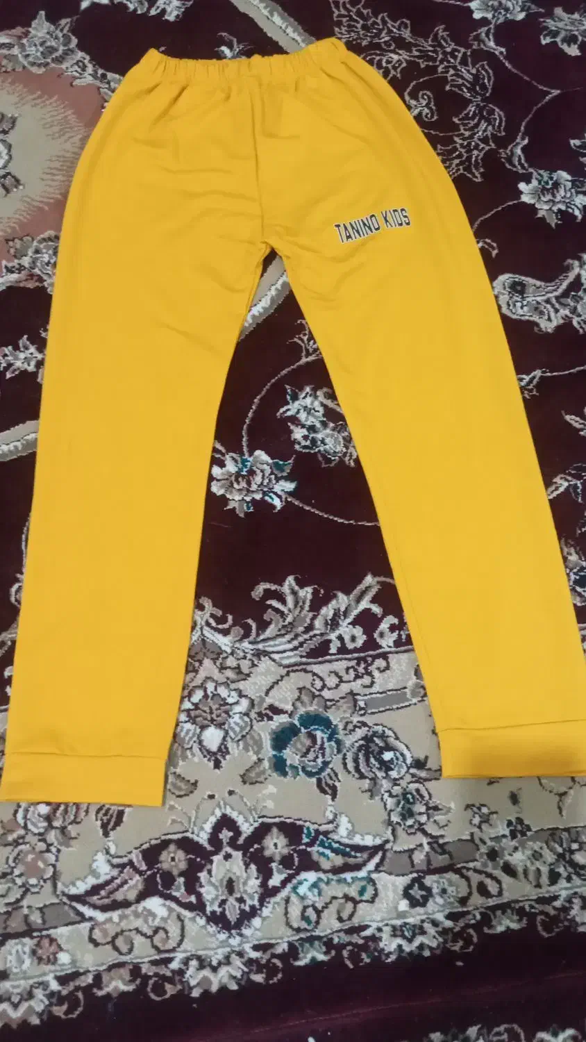 شلوار|لباس|کاشان, ولیعصر|دیوار