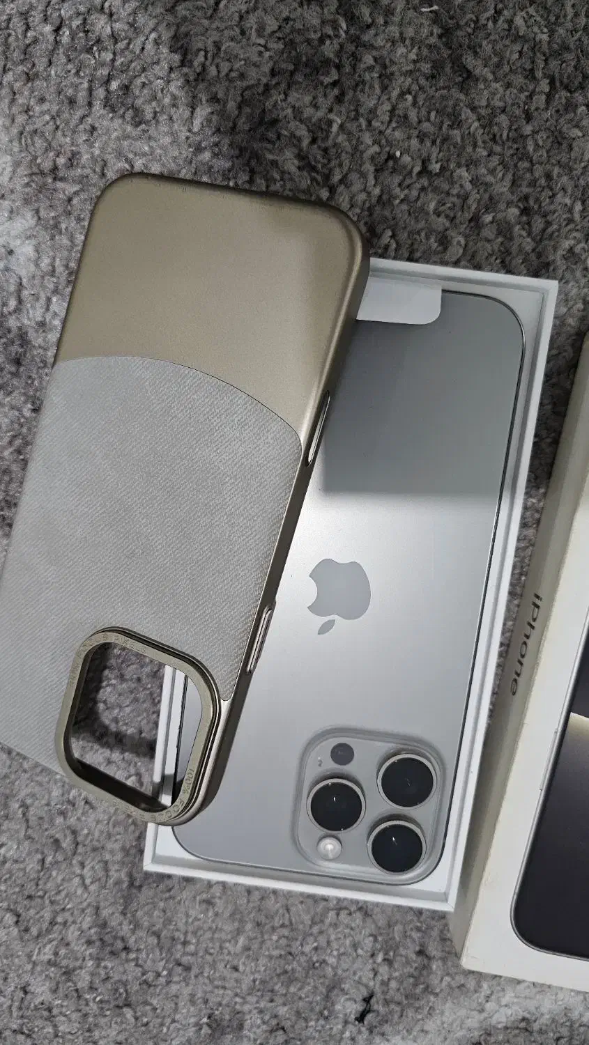 ایفون 16پرومکس512|موبایل|تهران, تهرانسر شرقی|دیوار